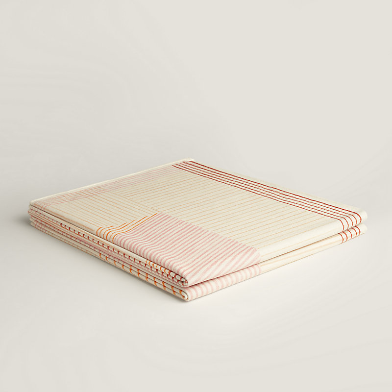 H Brick blanket
