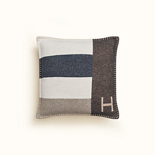 hermes h cushion