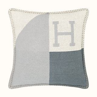 h pillow hermes