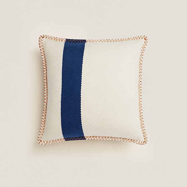 h shaped pillow