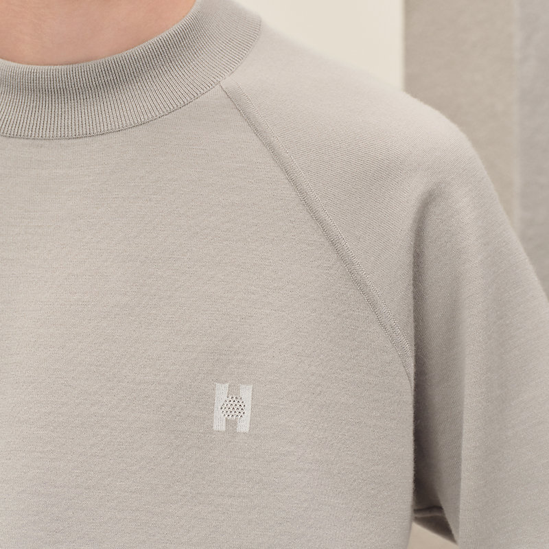 "H Golf" reversible crewneck sweater
