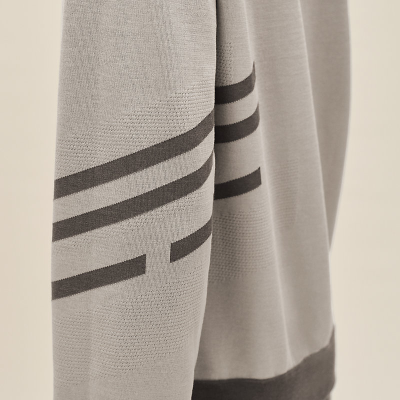 "H Golf" reversible crewneck sweater