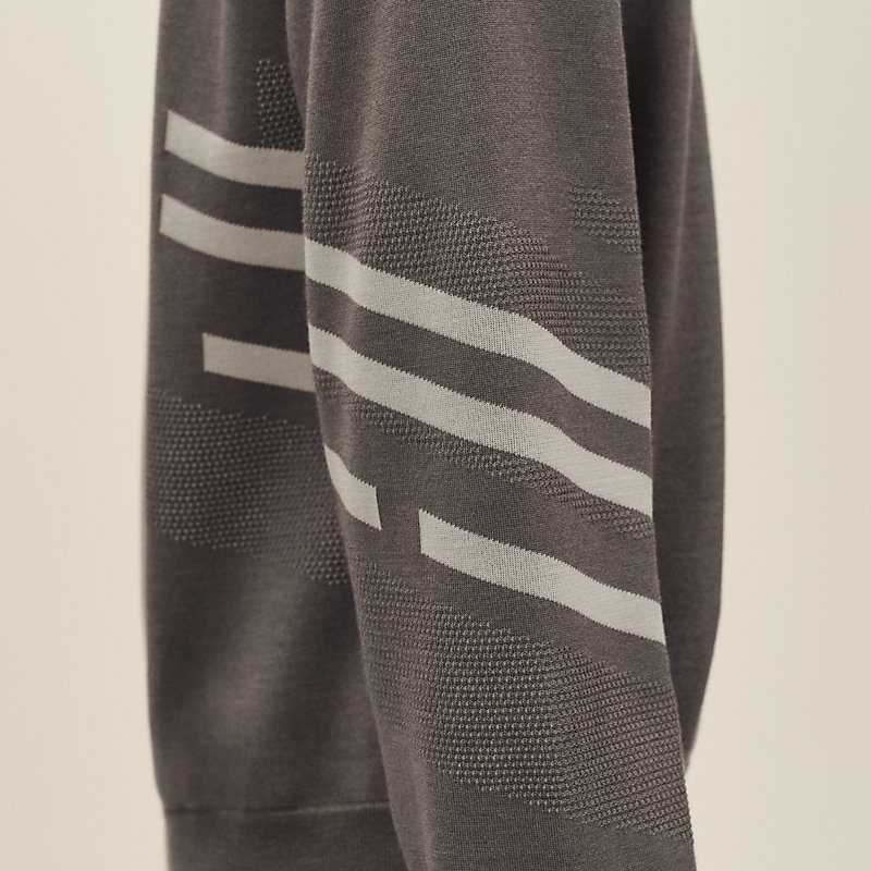 "H Golf" reversible crewneck sweater
