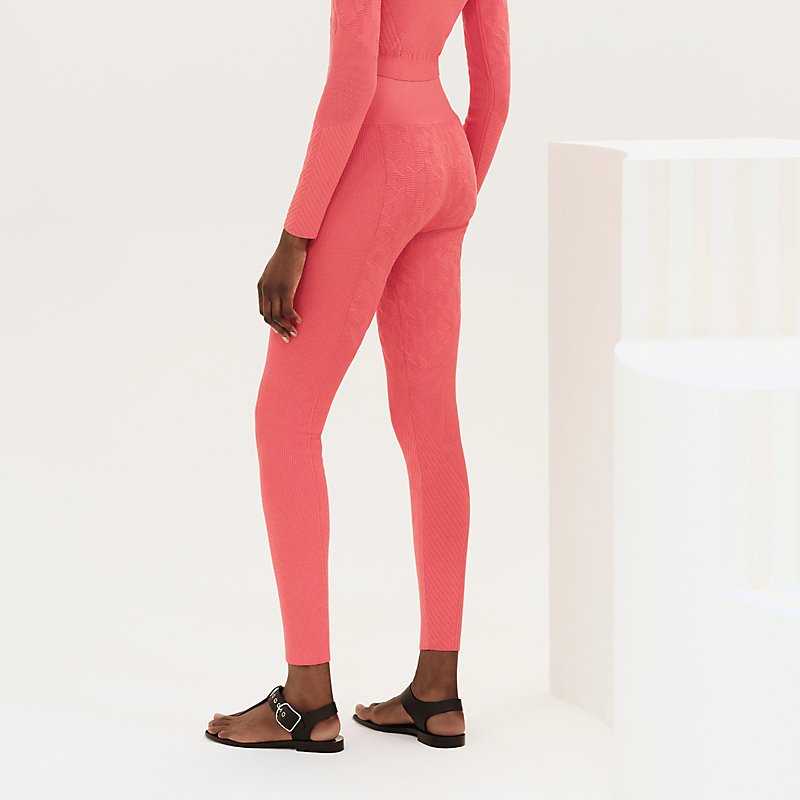"H" leggings