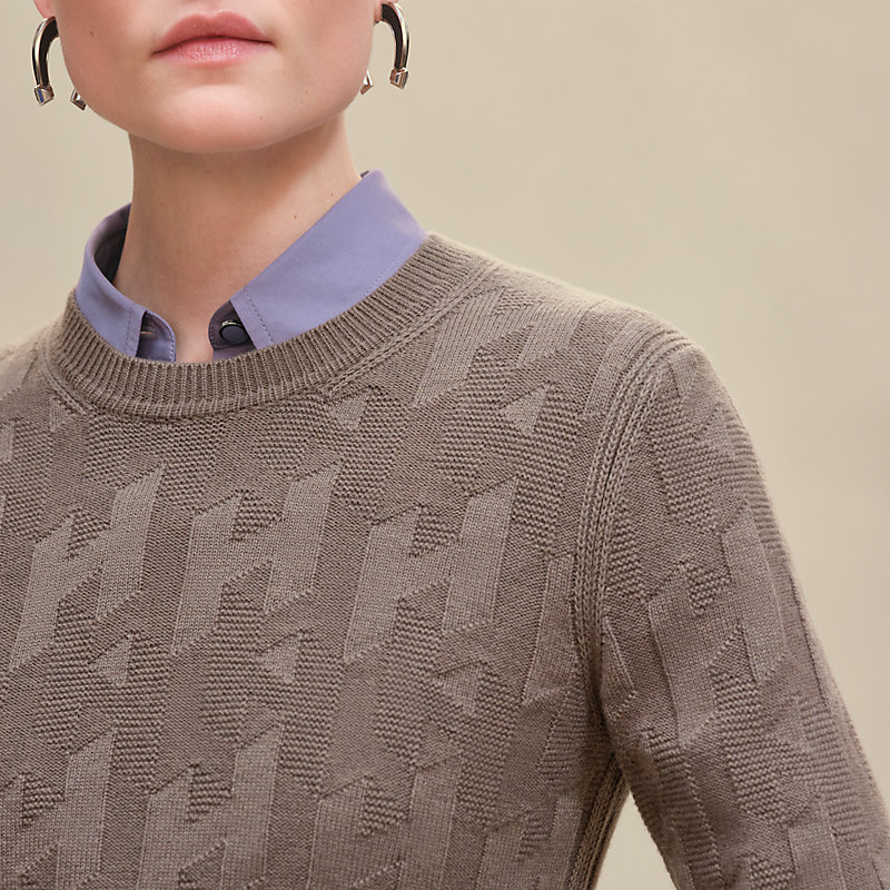 "H" long-sleeve sweater