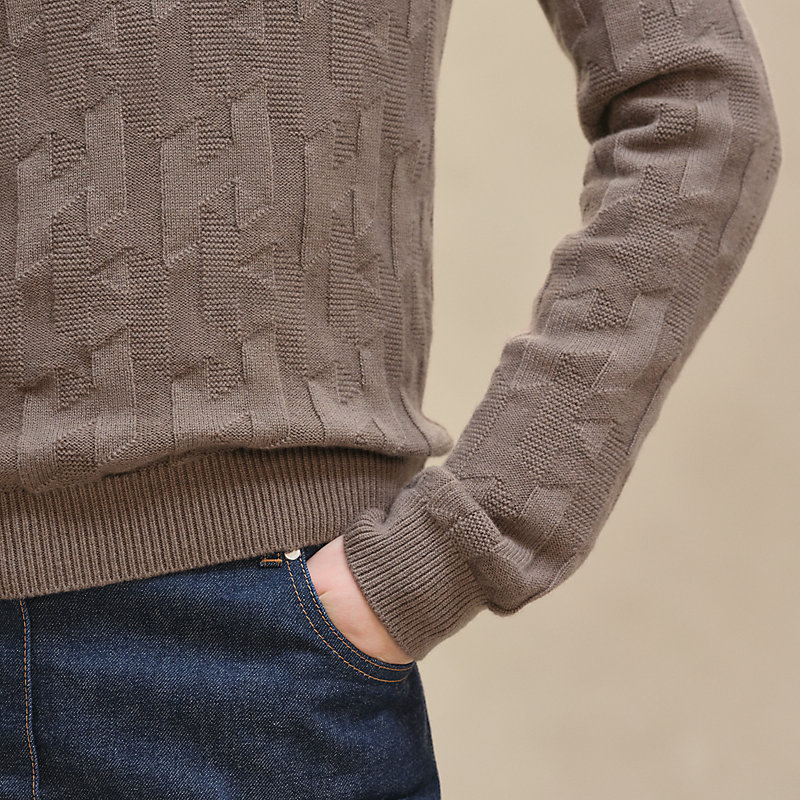 "H" long-sleeve sweater