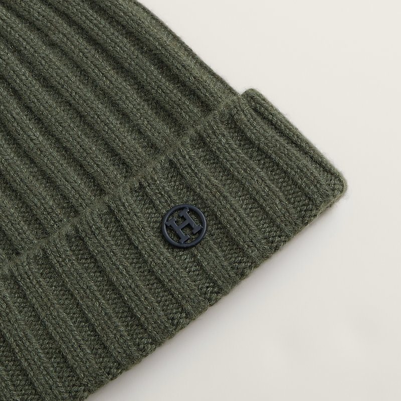 H Loop beanie