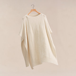 "H" rectangular cape poncho