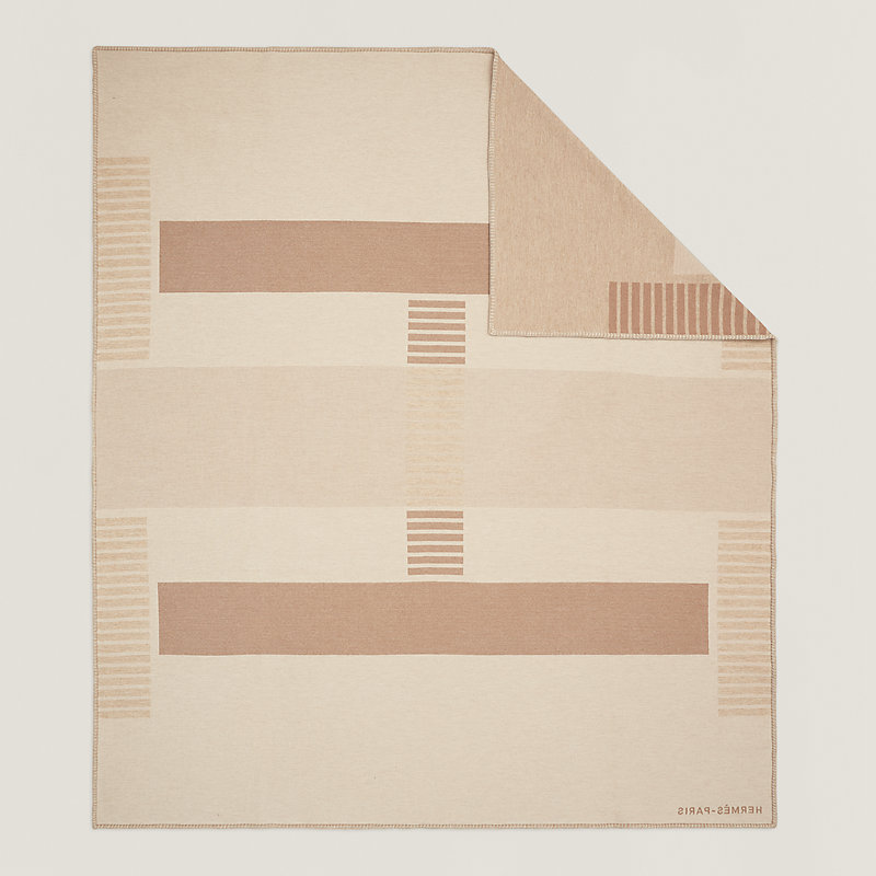 H Tape bed cover