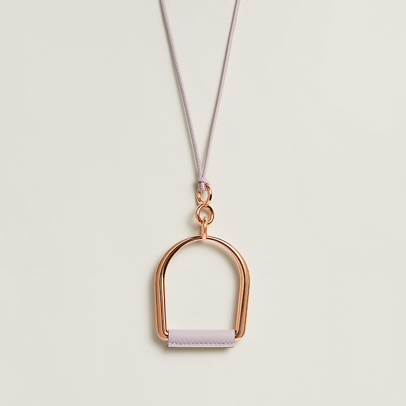 【HERMES】Heritage Equestre pendant, large model Heritage Equestre pendant, large model | Hermès USA