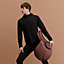 Hermès Fit 스웨트셔츠, 보기: 이미지: 제품 착용 이미지, worn, 1개 중 4번째 보기