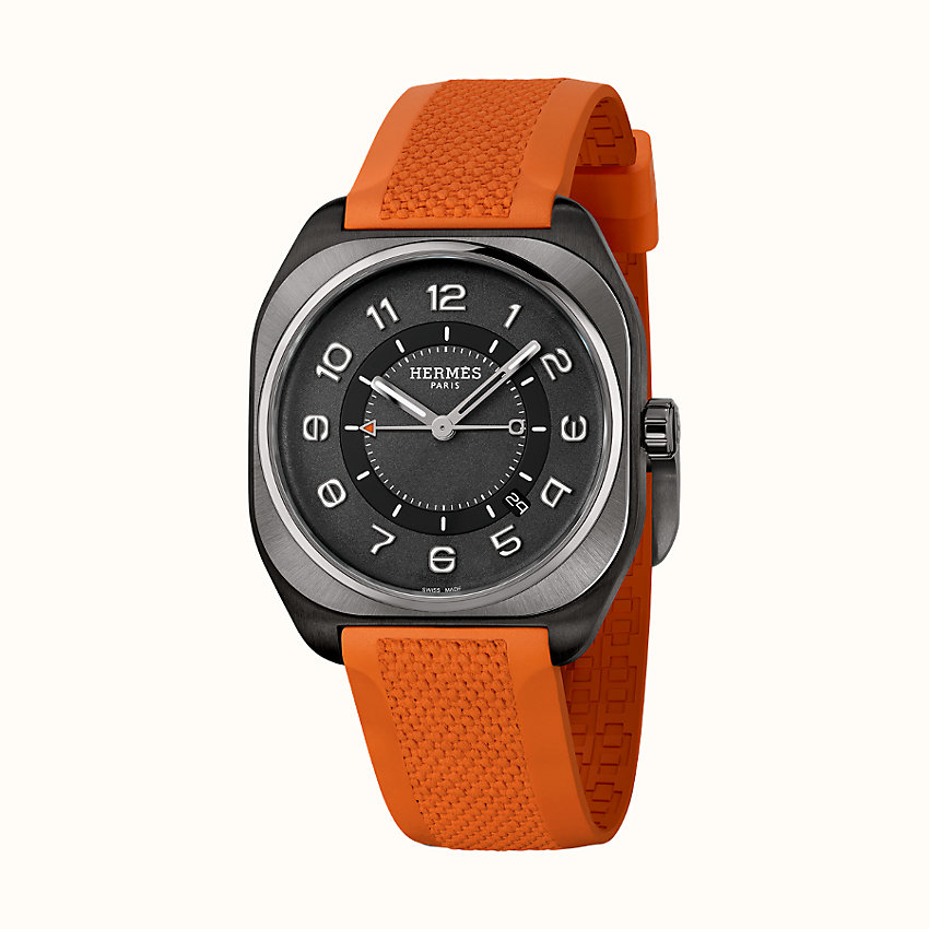 View: front, Hermes H08 watch, 39 x 39 mm