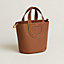 Hermès In-the-Loop 18 bag, View: Worn, worn, view 4 of 7