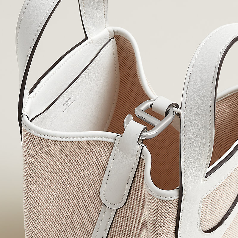 【オシャレ女子絶賛♡】HERMES In-the-Loop 18 Hermès In-the-Loop 18 bag | Hermès USA