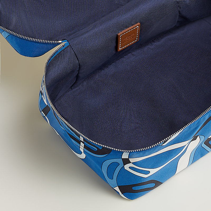 Hermès Travelsilk mini travel cube | Hermès Canada