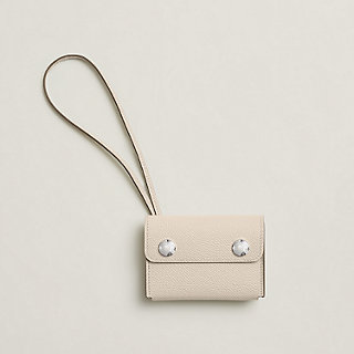 【シンプルさがちょうどいい♪】HERMES Hermesnap card holder Hermèsnap card holder | Hermès Hong Kong SAR