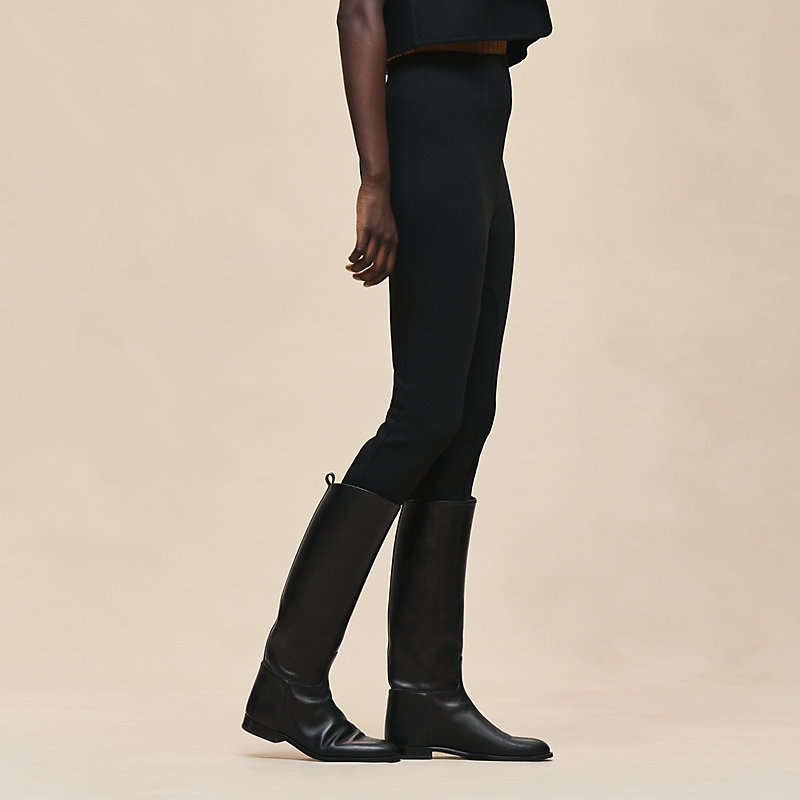 High-waisted pants