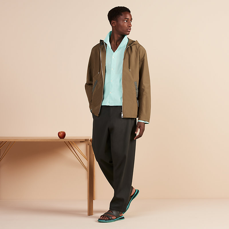 Hooded sweater with twisted ribbon