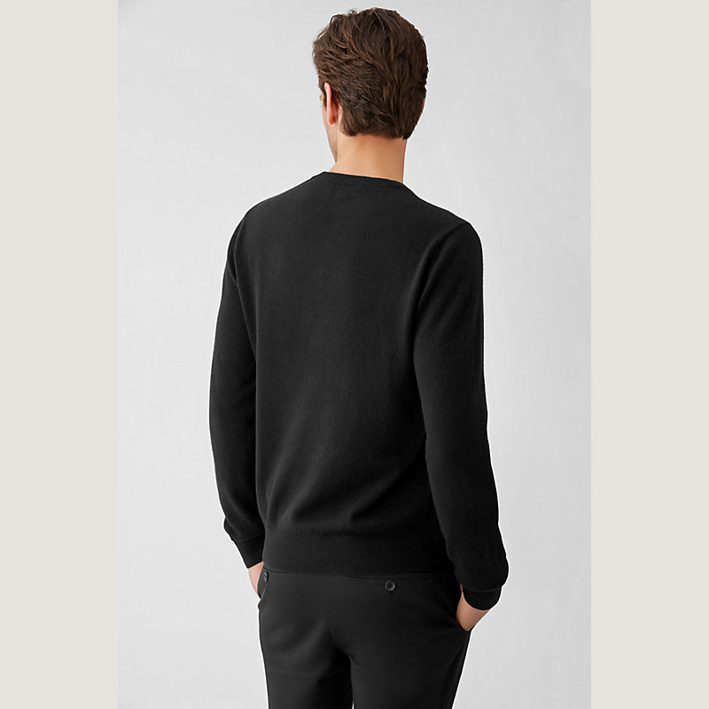 Inverted cashmere V-neck sweater
