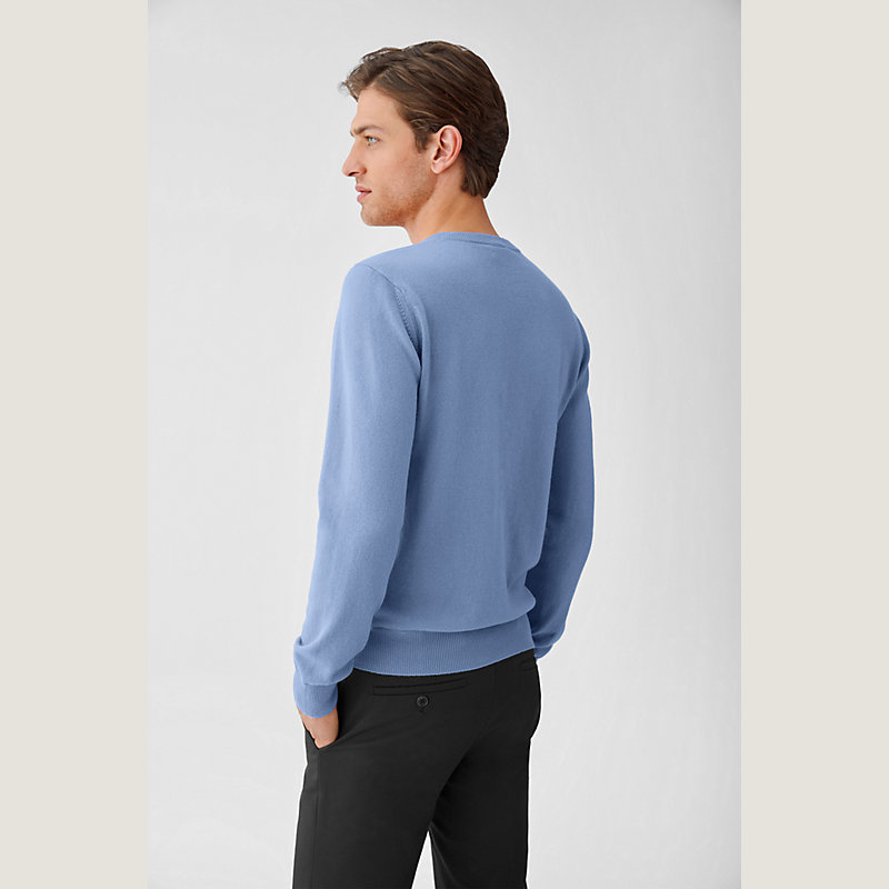 Inverted cashmere V-neck sweater