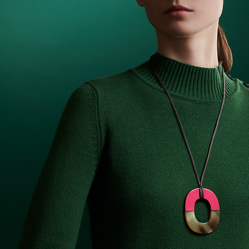 (HERMES)Isthme Pop pendant GM Isthme pendant, small model | Hermès Netherlands