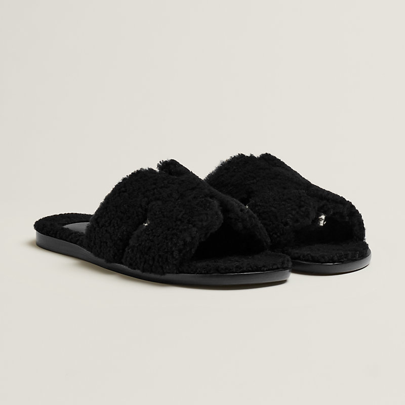 Faux fur mules Ugg Black size 37 IT in Faux fur - 29490048