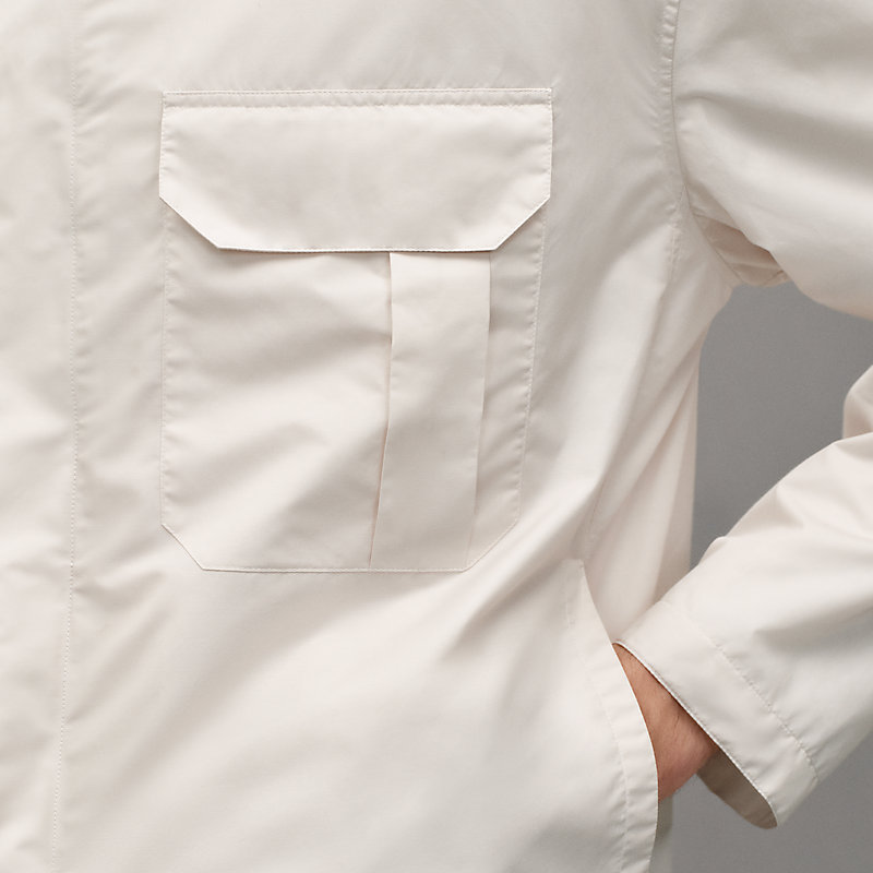 Jacket shirt with gusset pocket
