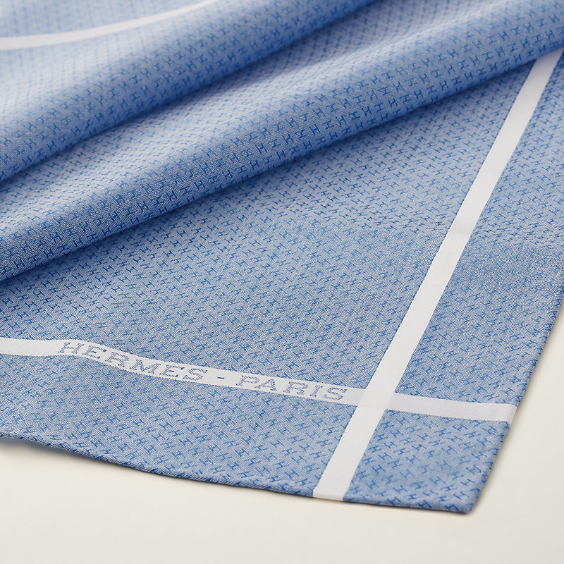 Jacquard d'H handkerchief