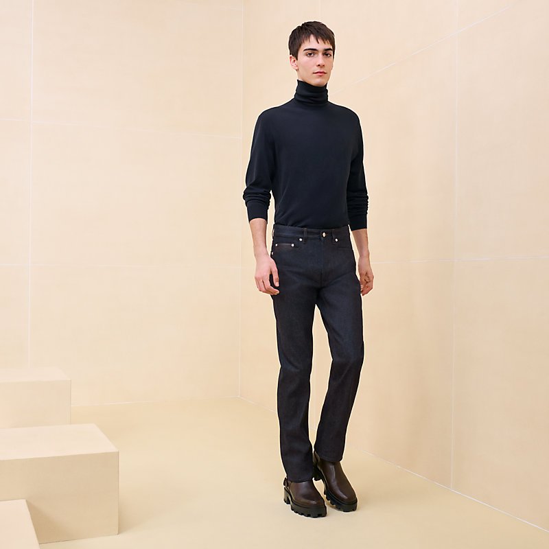 jeans-with-shadow-pockets--