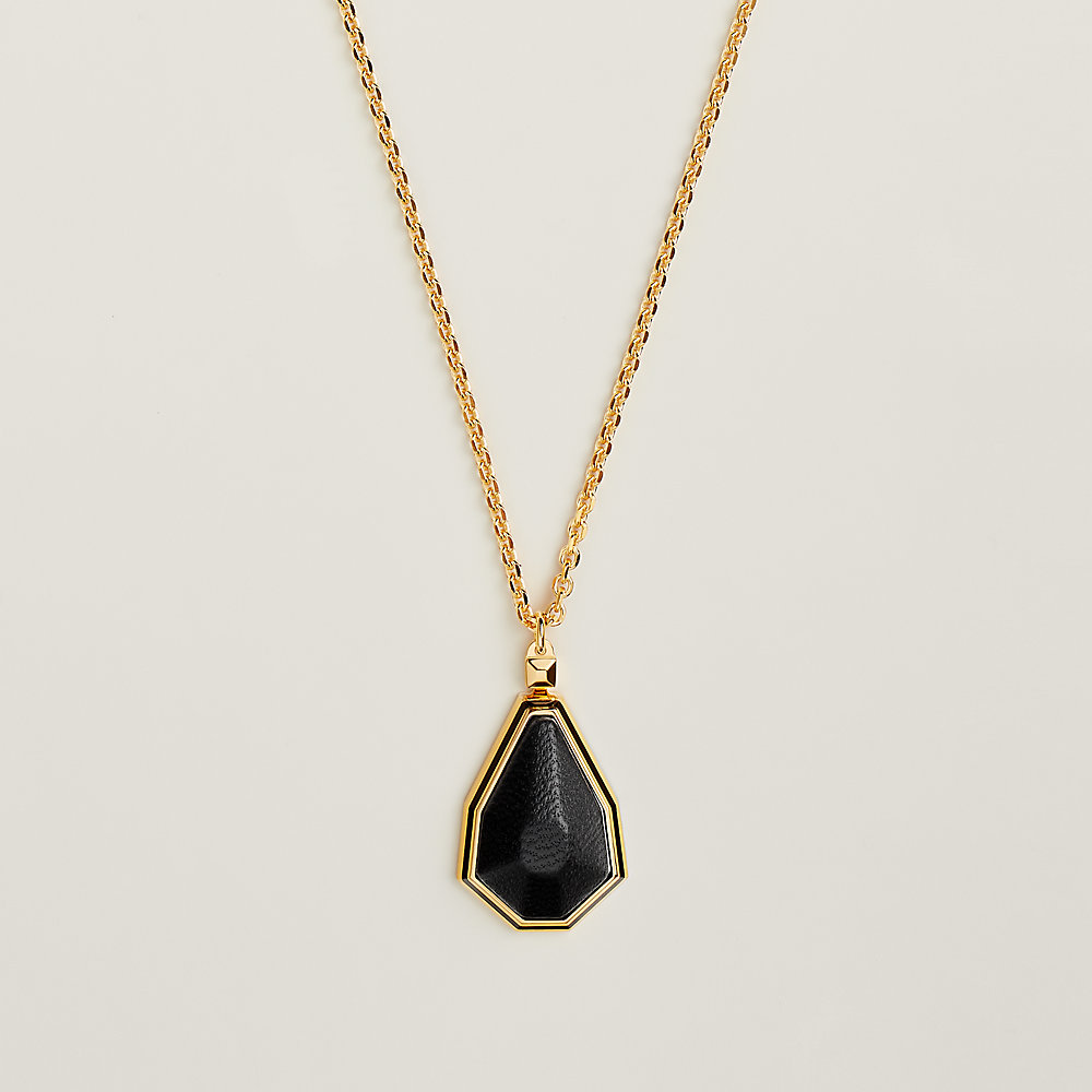 アクセサリー HERMES Joyaux de Cuir pendant, small model | Hermès USA