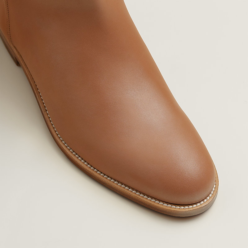 Jumping boot