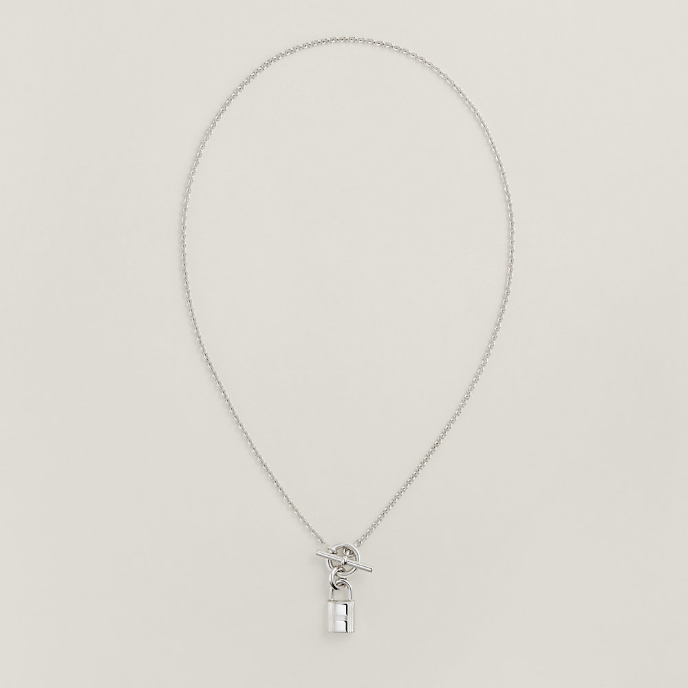Charme Cadena HERMÈS édition Limitée - Motif Kelly, Couleur Or/argent, Occasion Très Bon état