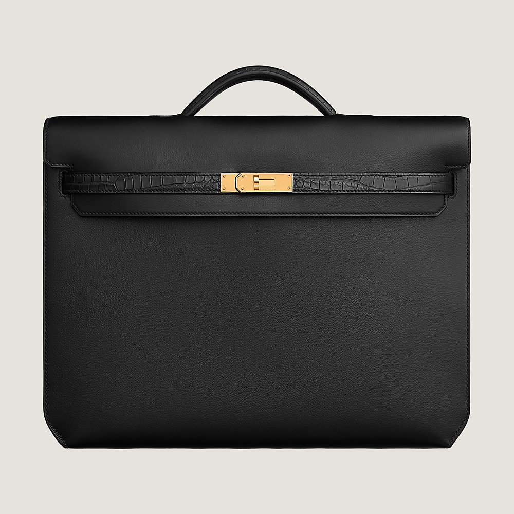 Hermes Vintage Black Leather Box Sac a Depeche Shoulder Bag For Sale at  1stDibs