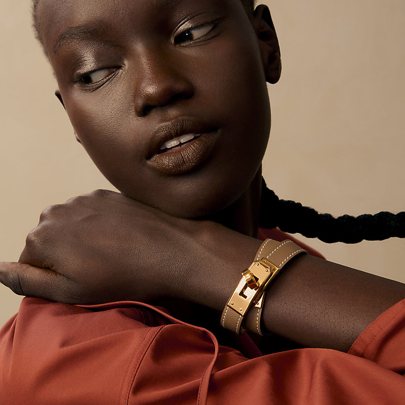 アクセサリー HERMES Rare Kelly Double Brown Bracelet Kelly Double Tour bracelet | Hermès Canada