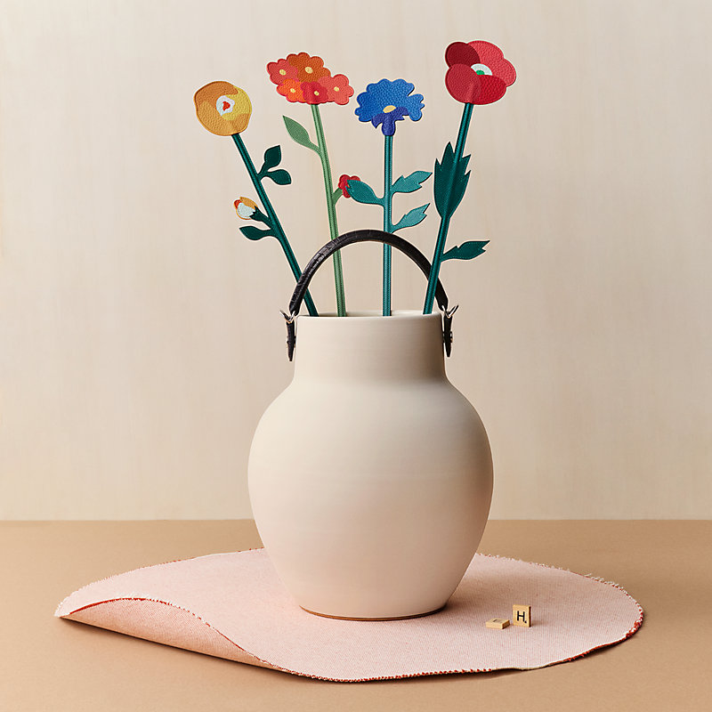 Kelly pottery in terracotta