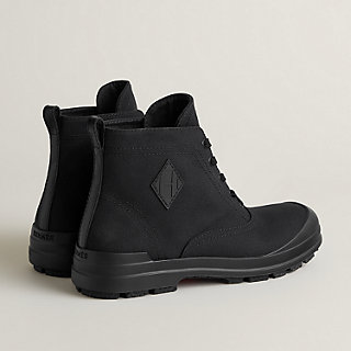 洗練された歩き心地を纏う【HERMES】Jenna90 Ankle Boot Jenna 90 ankle boot | Hermès USA