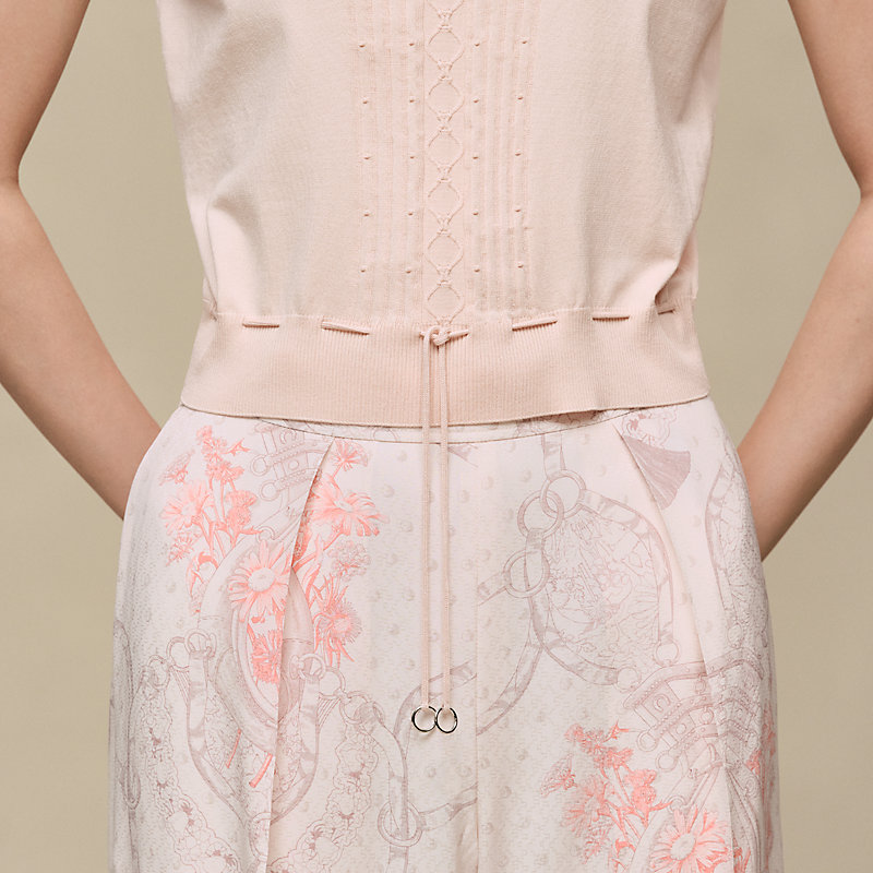 Kurzärmeliger Pullover mit Rüschendetails