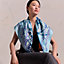 La Ligne Coup de Fouet 스카프 90, 보기: 이미지: 제품 착용 이미지, worn, 1개 중 3번째 보기