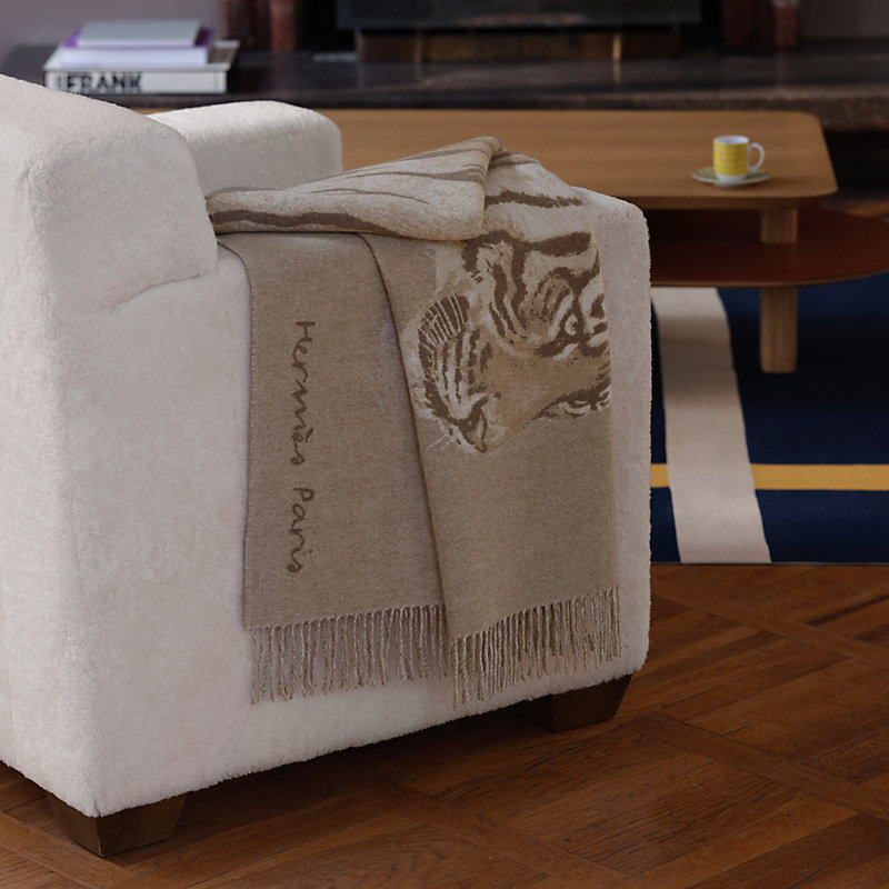 La Marche du Tigre blanket