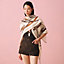 La Promenade du Matin 트라이앵글, 보기: 이미지: 제품 착용 이미지, worn, 3개 중 4번째 보기