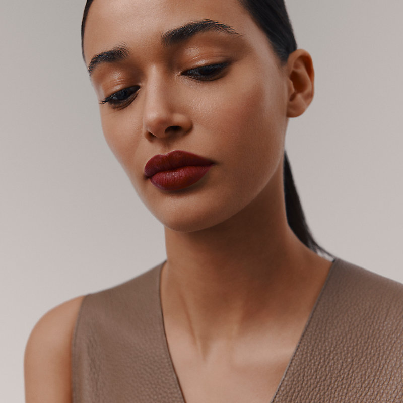 Labial mate, Rouge H