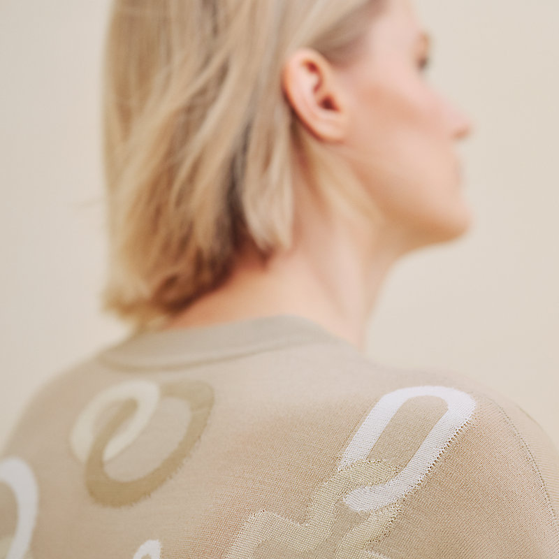 Langärmeliger Pullover mit 