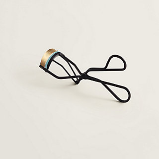 エルメス　ビューラー Le Courbe-cils eyelash curler | Hermès USA