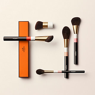 新品❗️エルメス　メイクブラシ　blush brush Travel makeup brush, le Voyageur | Hermès Canada