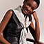 Le Philateliste du Faubourg scarf 90, View: Worn, worn, view 1 of 3