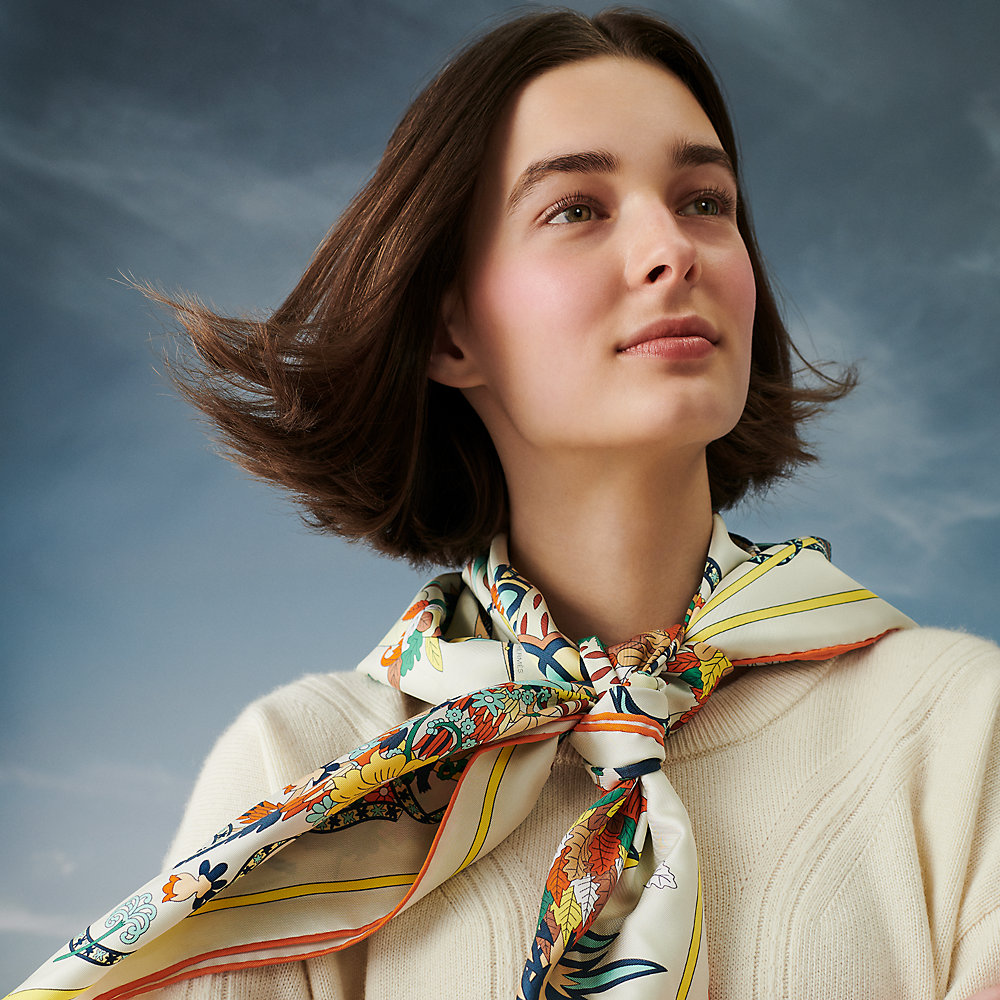 Le Sacre des Saisons scarf 90 | Hermès UK