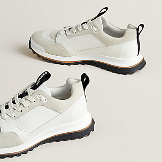 【都会的なデザイン】HERMES スニーカー Leader / Blanc 25A 都会的なデザイン】HERMES スニーカー Leader / Blanc 25A