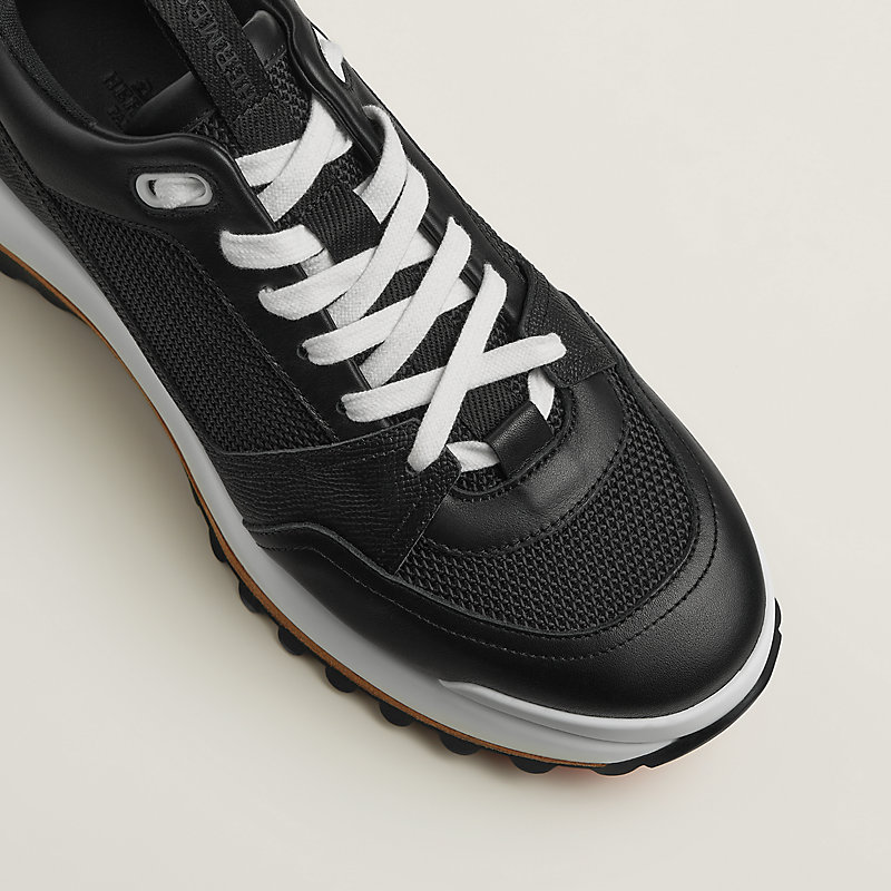 Leader sneaker