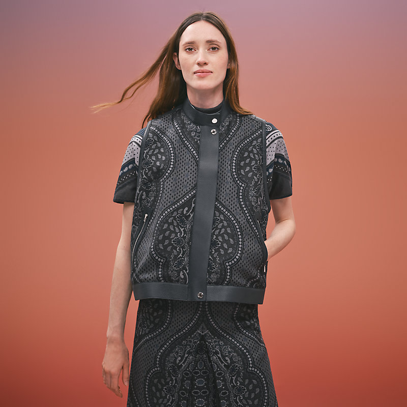 普段使いに最適☆HermesEperon d'Or Bandanaフードジャケット Leather bomber jacket | Hermès Singapore