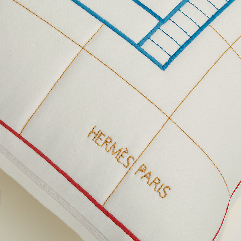 Les Cabanes pillow